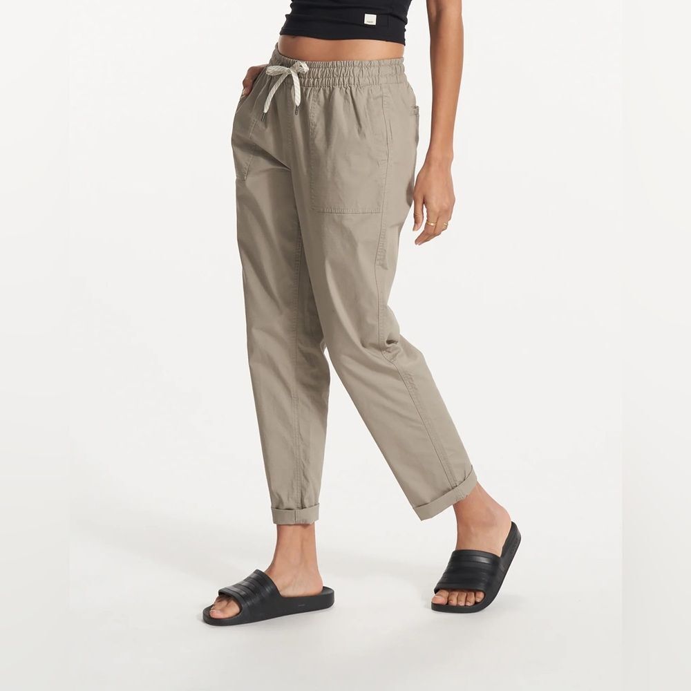 VUORI WOMEN'S VINTAGE RIPSTOP PANT SIZE MEDIUM KHAKI BEIGE COLOR